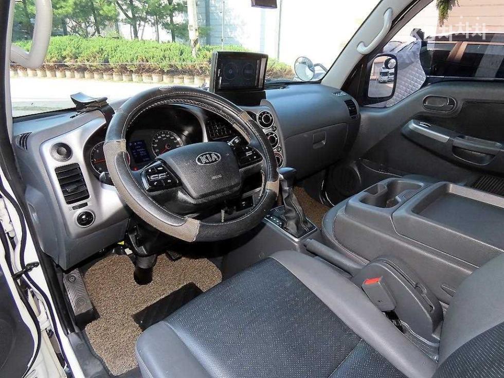 2020 - kia bongo iii
