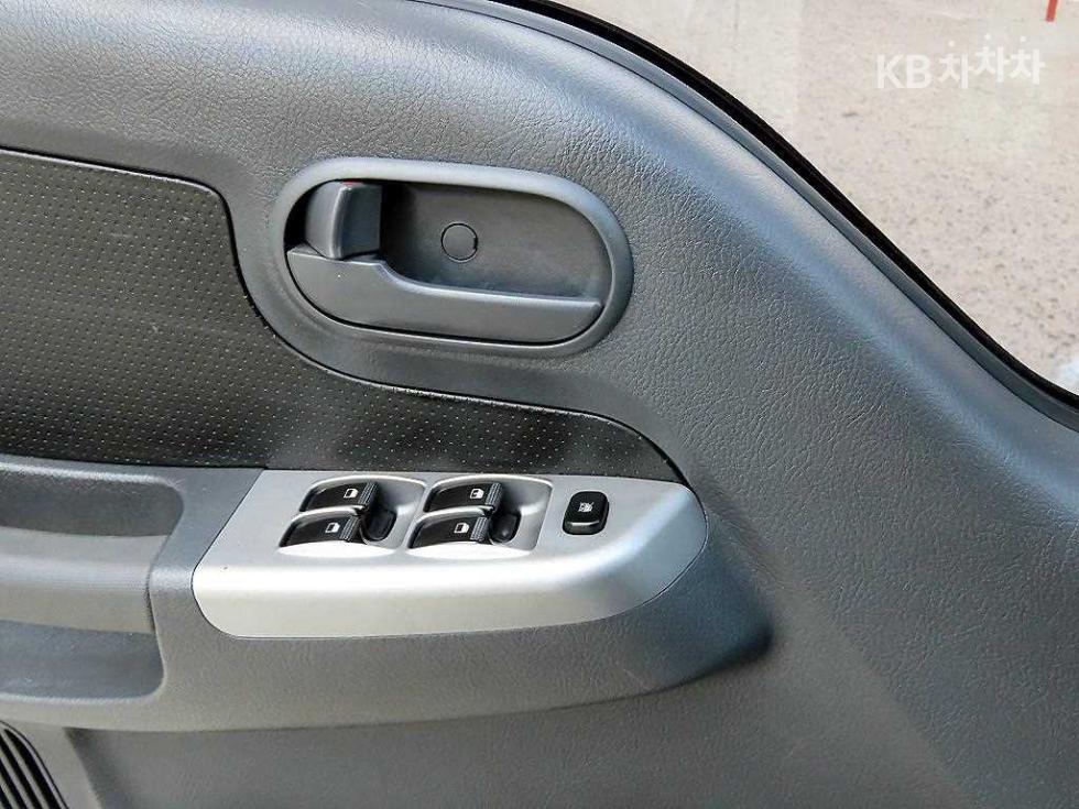 2020 - kia bongo iii