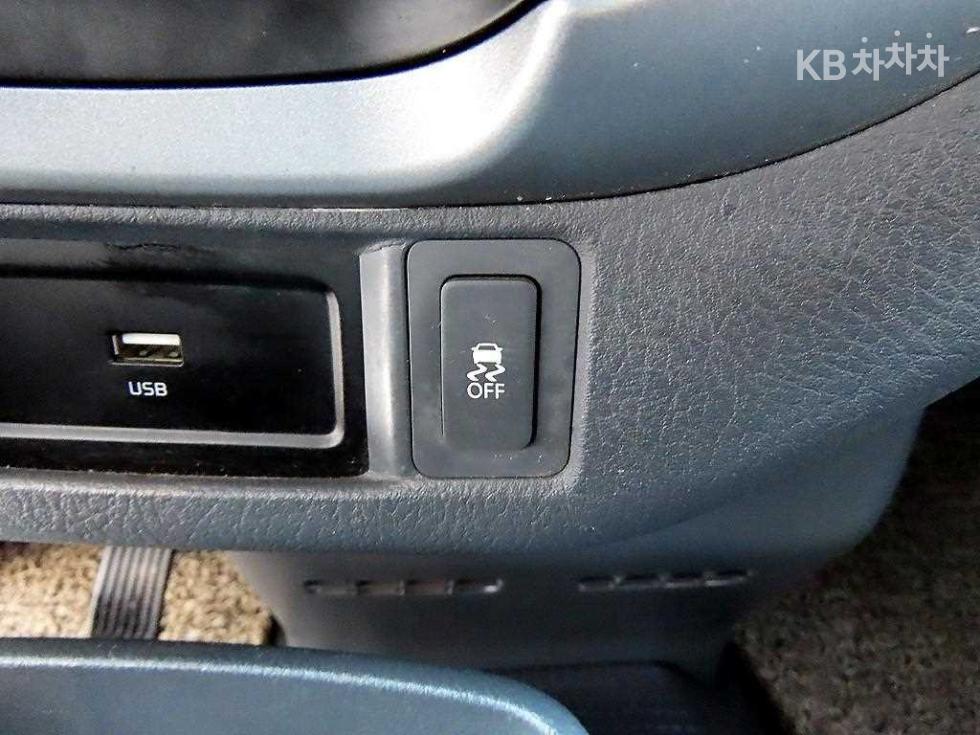2020 - kia bongo iii