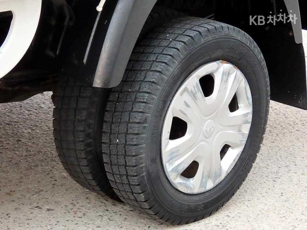 2020 - kia bongo iii