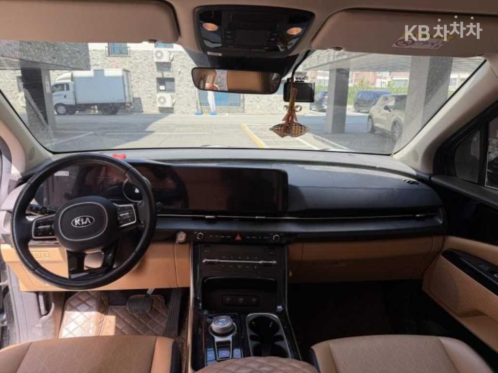 2021 - kia carnival