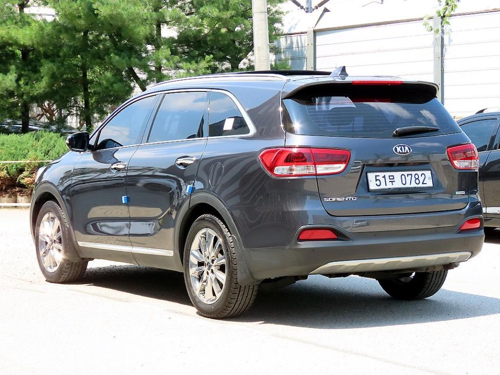 2016 - kia sorento