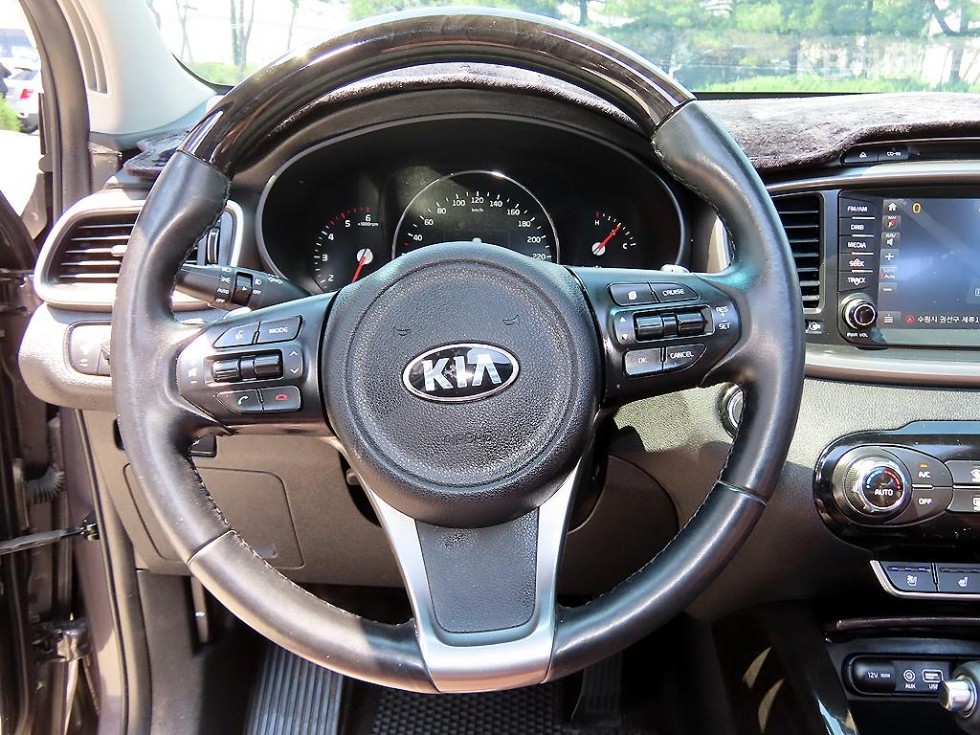 2016 - kia sorento