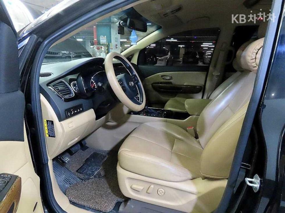 2016 - kia carnival