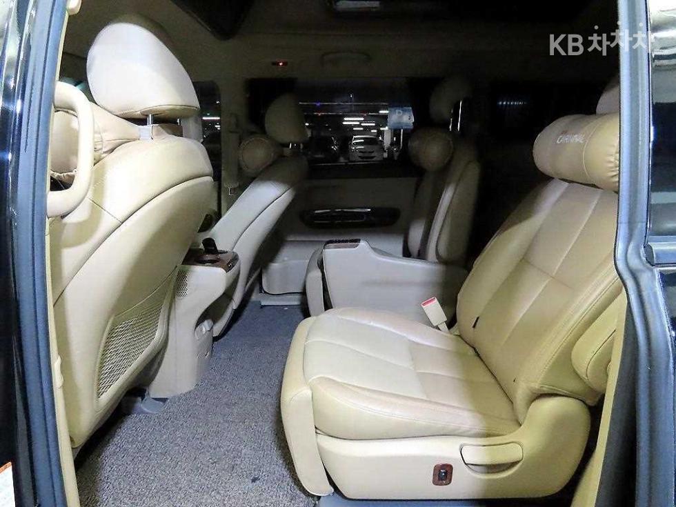 2016 - kia carnival