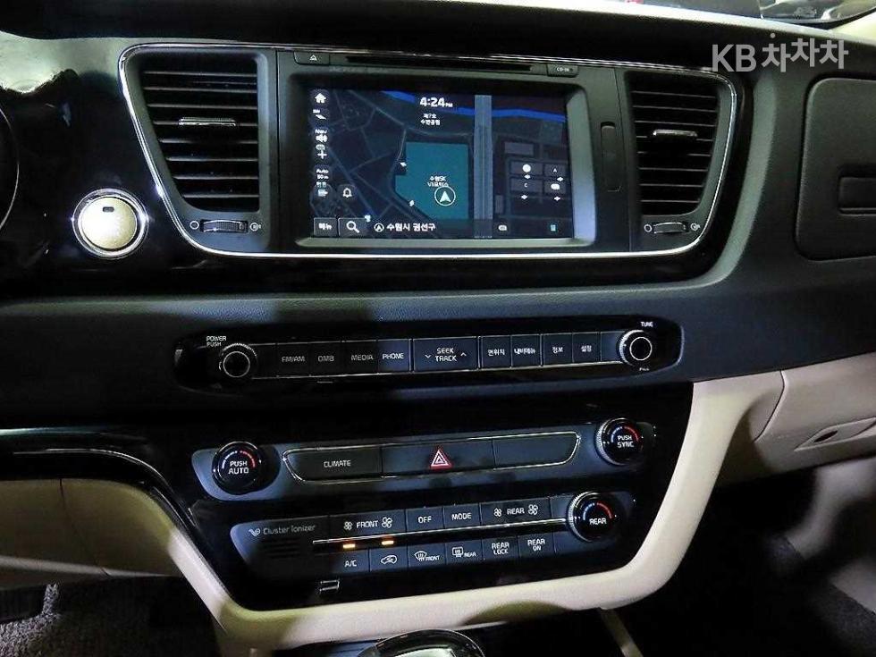2016 - kia carnival