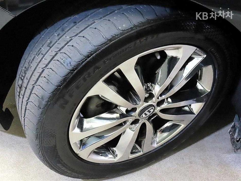 2016 - kia carnival