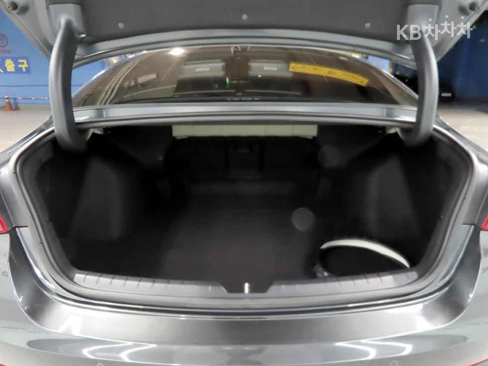 2021 - kia k5