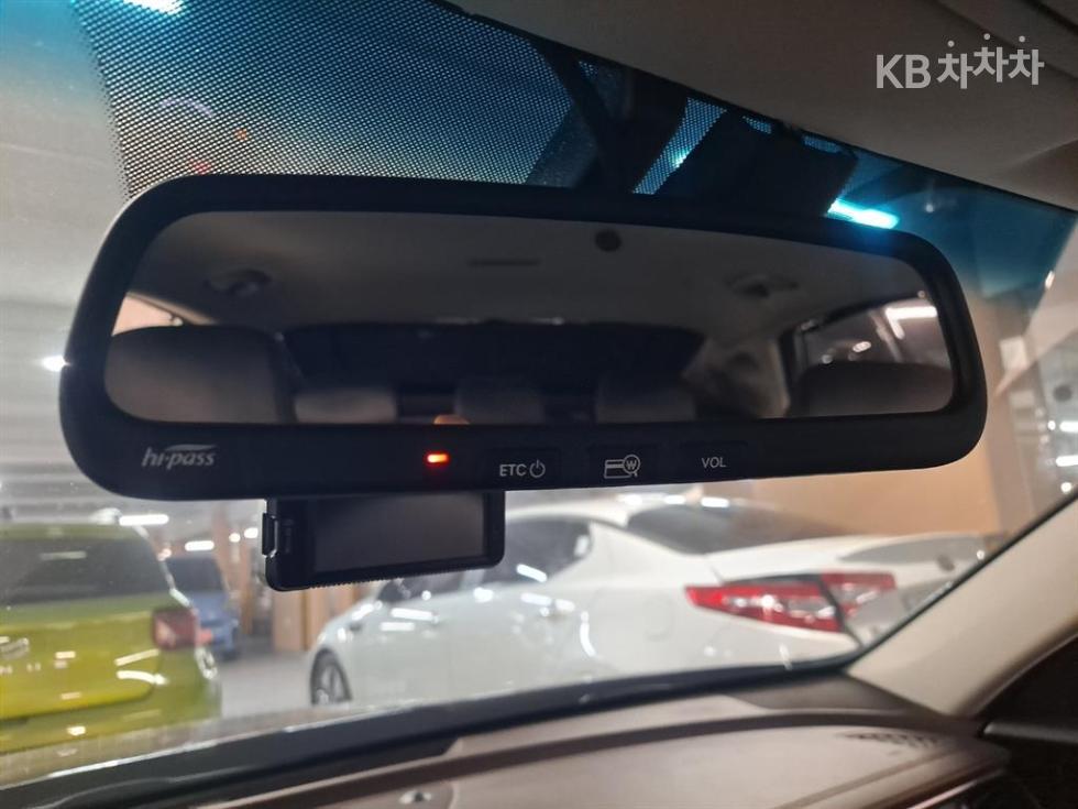 2019 - kia k7