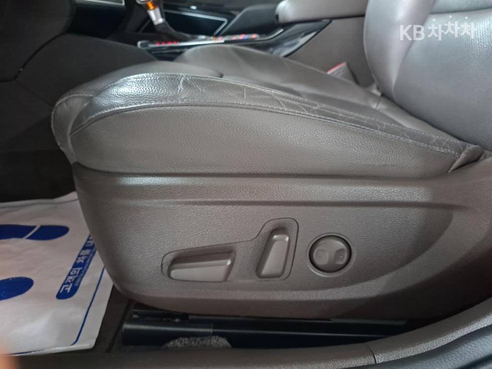 2019 - kia k7