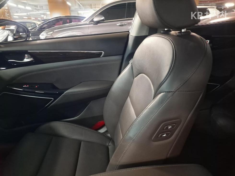 2019 - kia k7