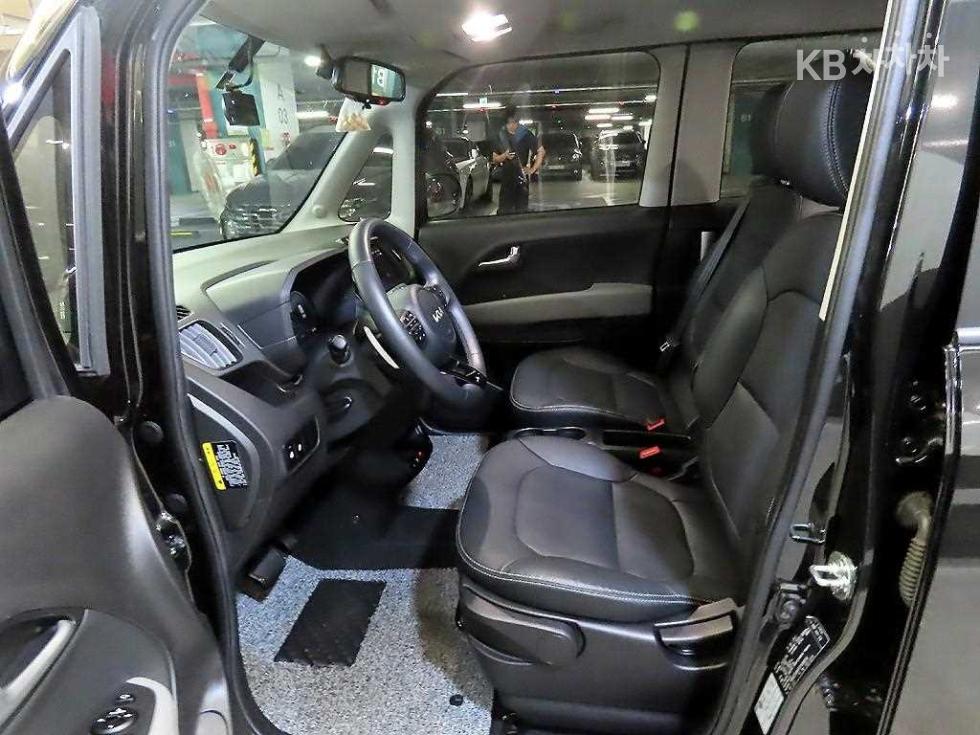 2024 - kia kia