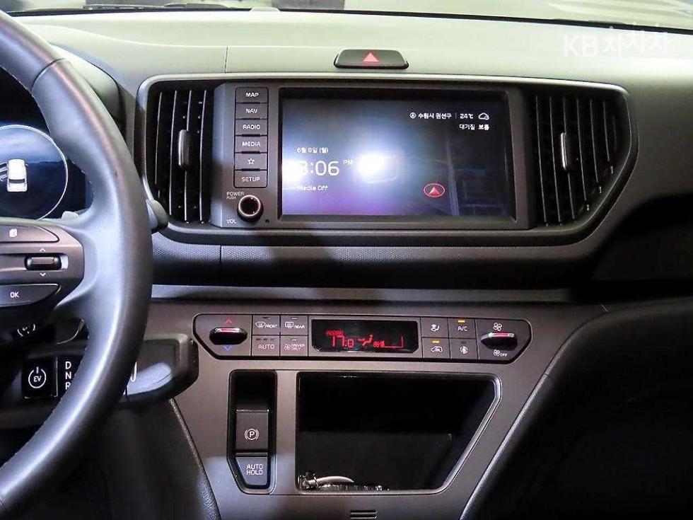 2024 - kia kia