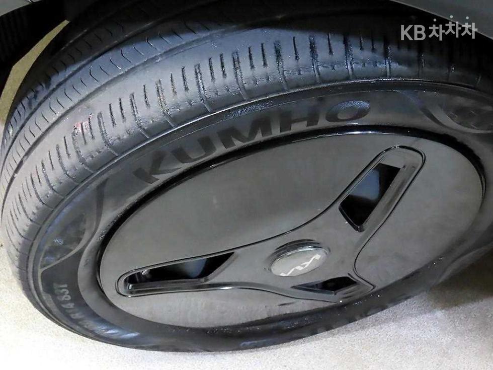 2024 - kia kia