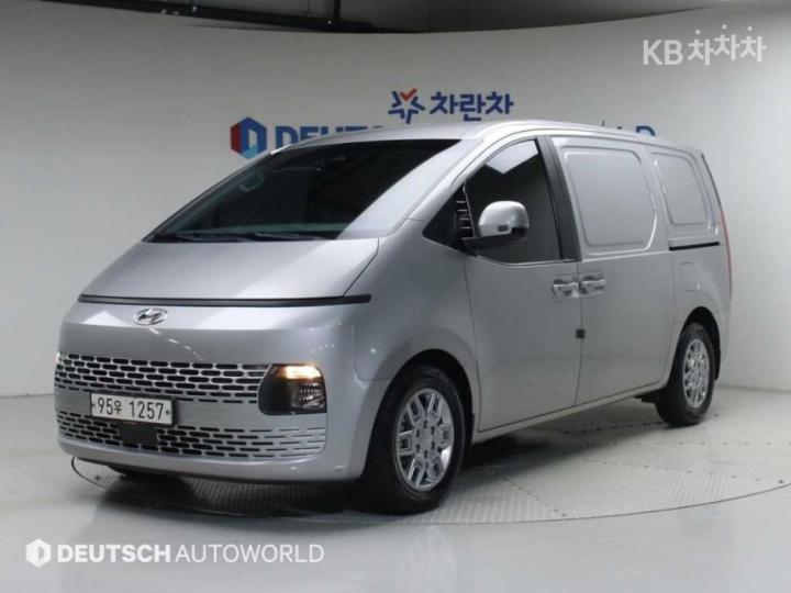 Hyundai Staria 3.5 LPG 카고 3 — foto 1