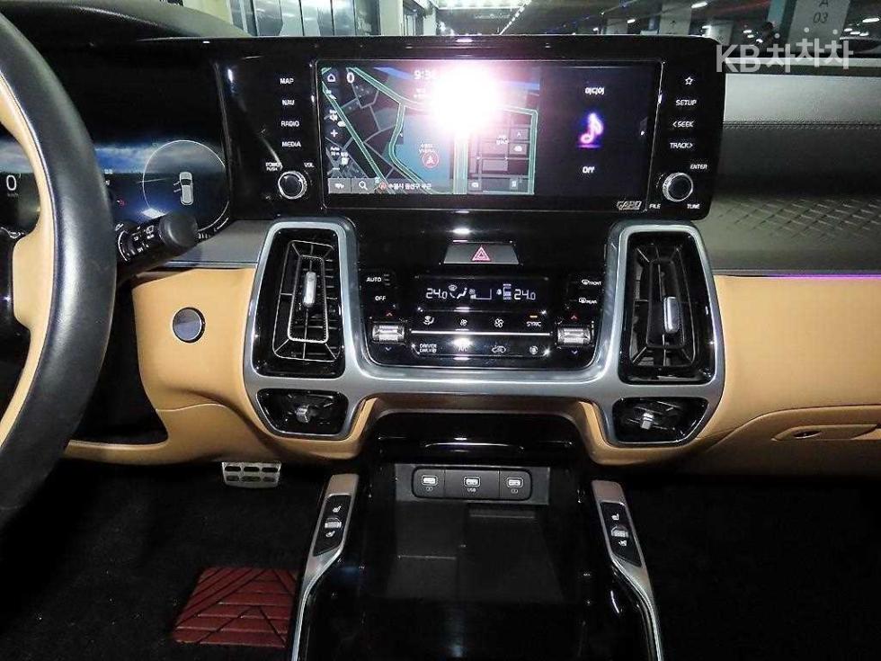 2022 - kia sorento
