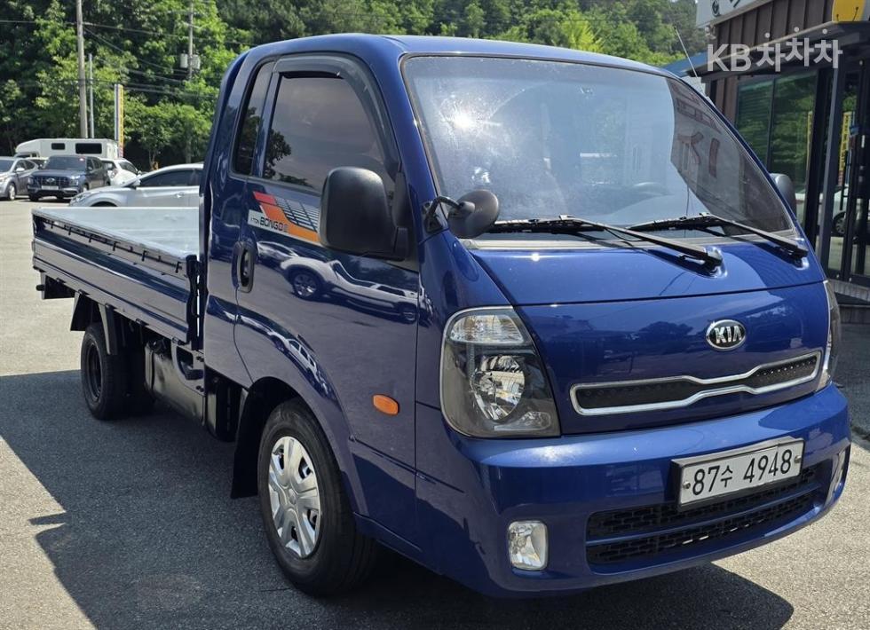 2019 - kia bongo iii