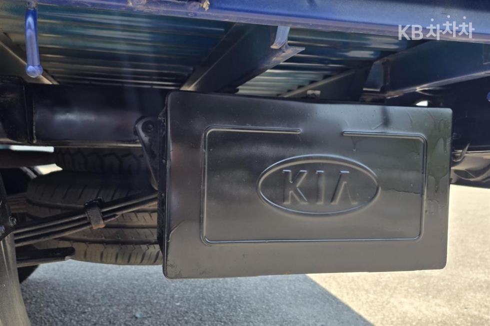 2019 - kia bongo iii