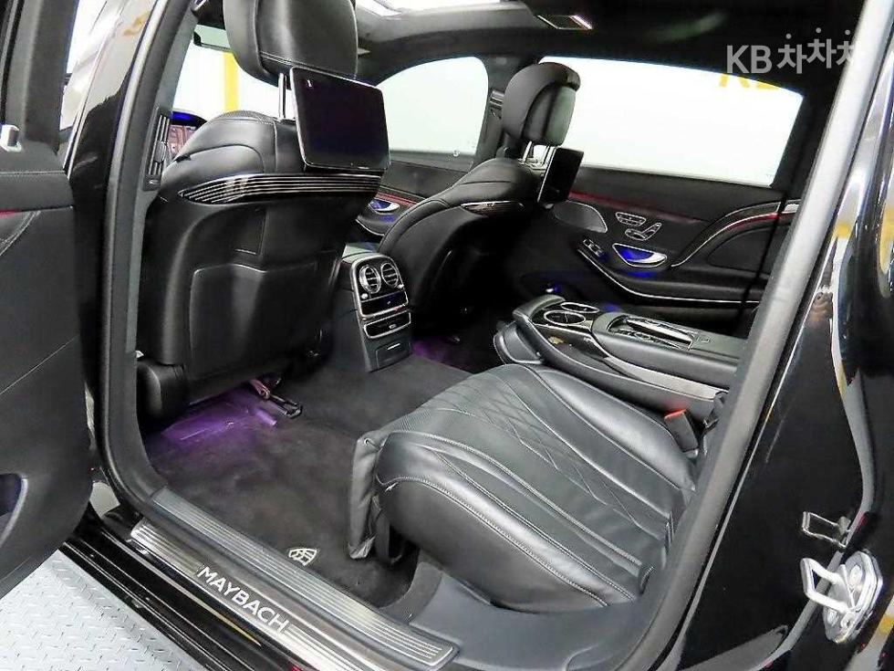 2020 Mercedes-Benz S photo