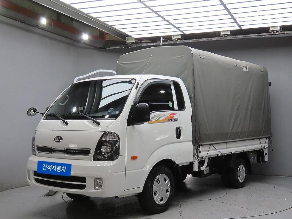 2017 - kia bongo iii