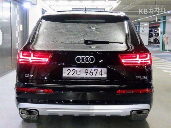 Audi Q7 New 3.0 35 TDI Quattro Comfort 6