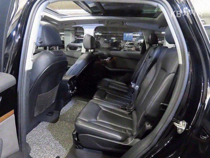 Audi Q7 New 3.0 35 TDI Quattro Comfort 8