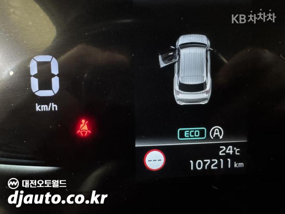 2022 - kia sportage