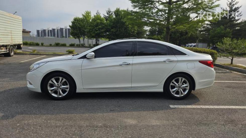 Hyundai Sonata — miniaturë 4