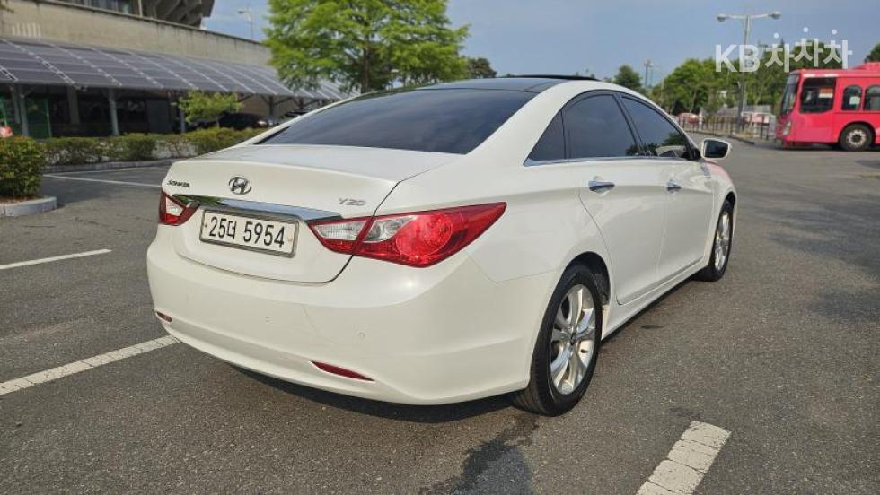 Hyundai Sonata — miniaturë 7