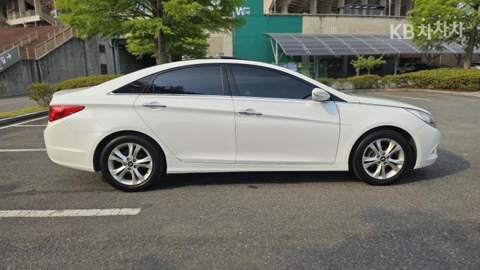 Hyundai Sonata — miniaturë 8