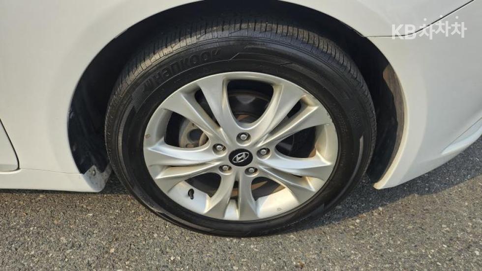 Hyundai Sonata — miniaturë 17