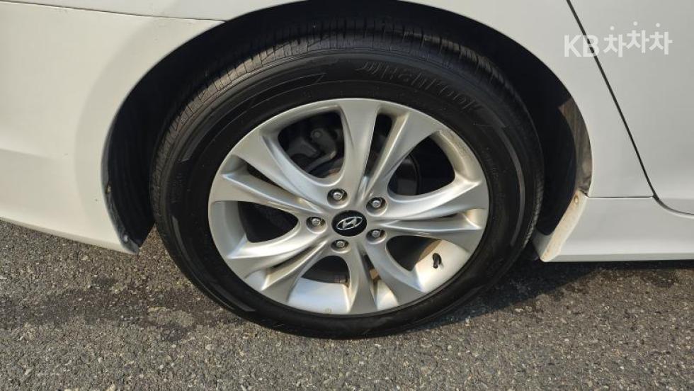 Hyundai Sonata — miniaturë 18
