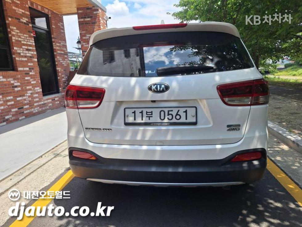 2016 - kia sorento
