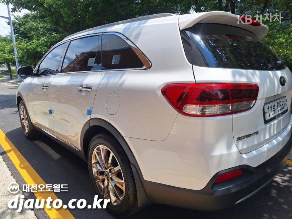 2016 - kia sorento