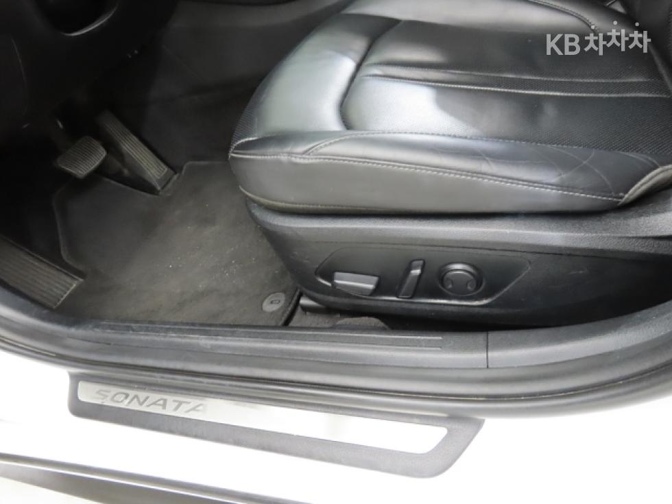 Hyundai Sonata — miniaturë 18