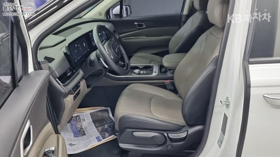 2025 - kia carnival