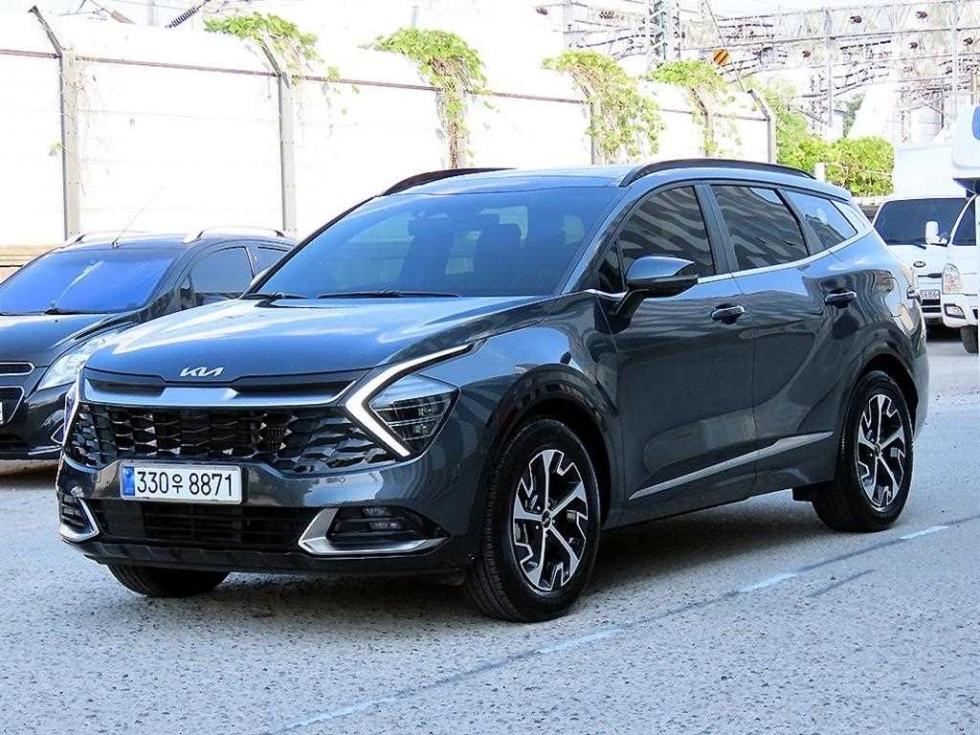 2022 - kia sportage