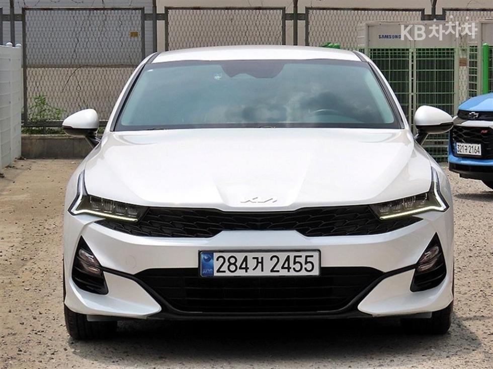 2023 - kia k5