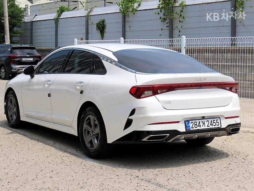 2023 - kia k5