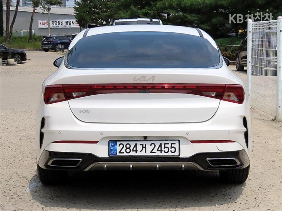 2023 - kia k5