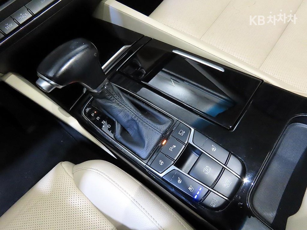 2016 - kia k7
