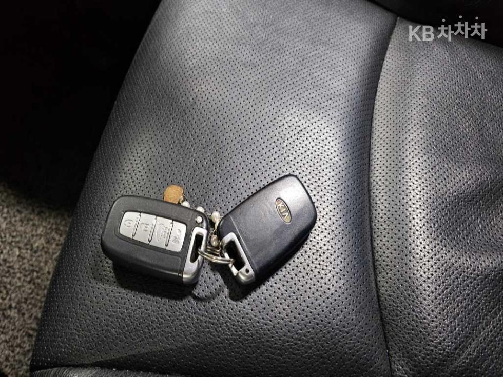 2014 - kia mohave