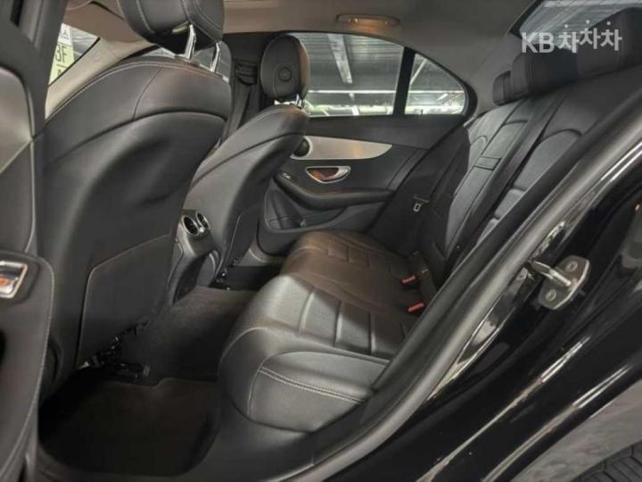 Mercedes-Benz C-Class C200 Avantgarde W205 8