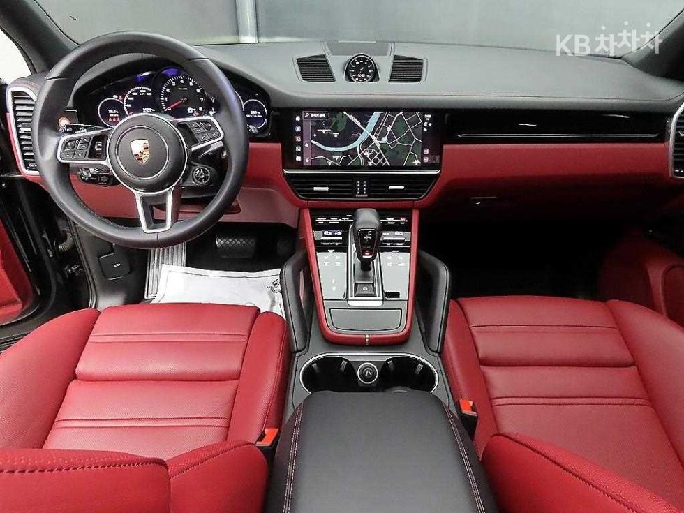2023 Porsche (9Y0) photo
