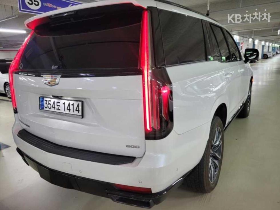 2023 Cadillac ESCALADE(5) photo