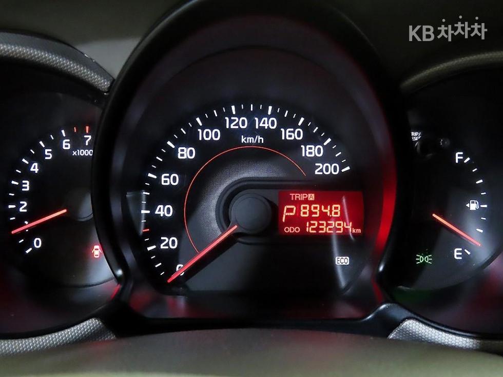 2012 - kia ray