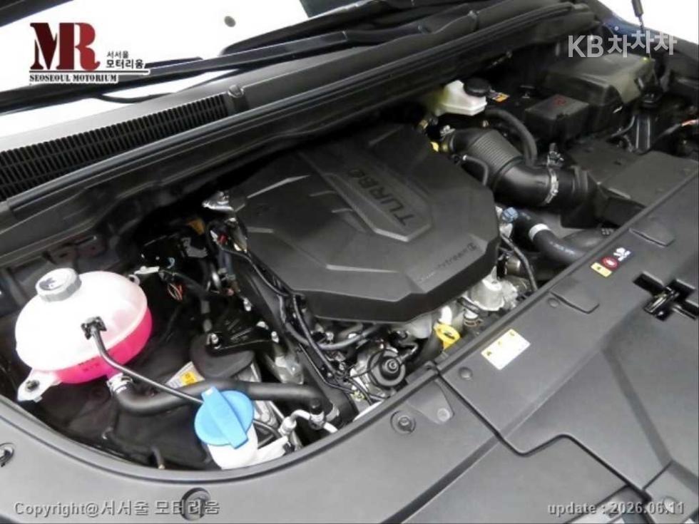 2025 - kia carnival