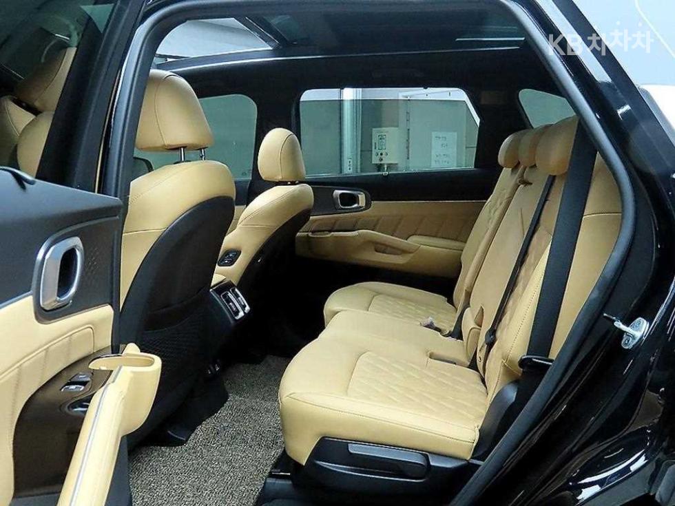 2021 - kia sorento