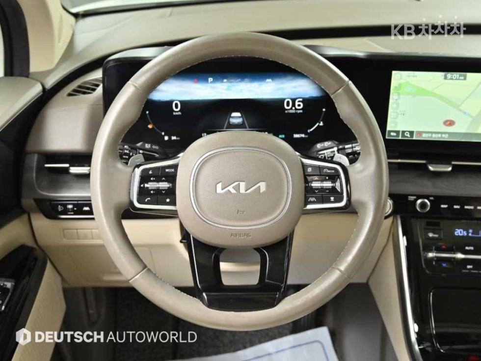 2023 - kia carnival