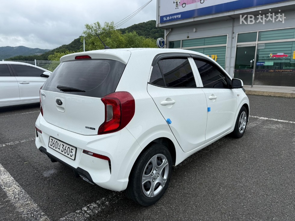 2021 - kia morning